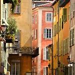 Nestor&Jeeves - Sunset Terrace - Central - Free Parking - Top Floor