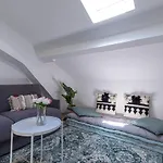 Apartment 7 Deloye - 2 Pieces Renove - Dernier Etage - Clim *