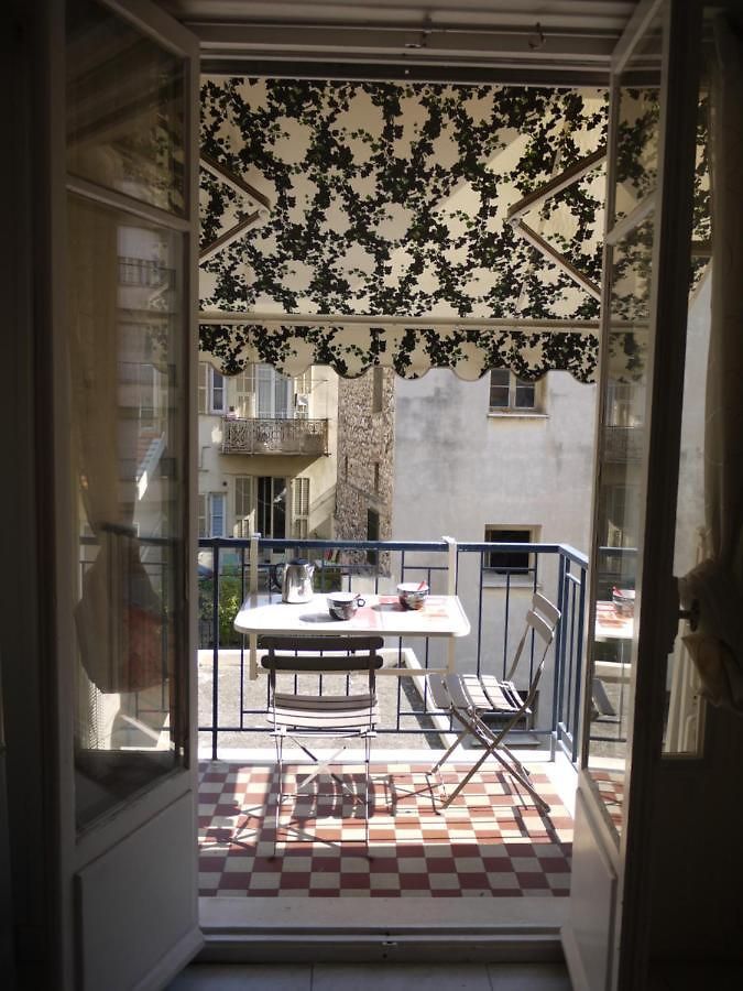 - A Modern Flat In Appartement *