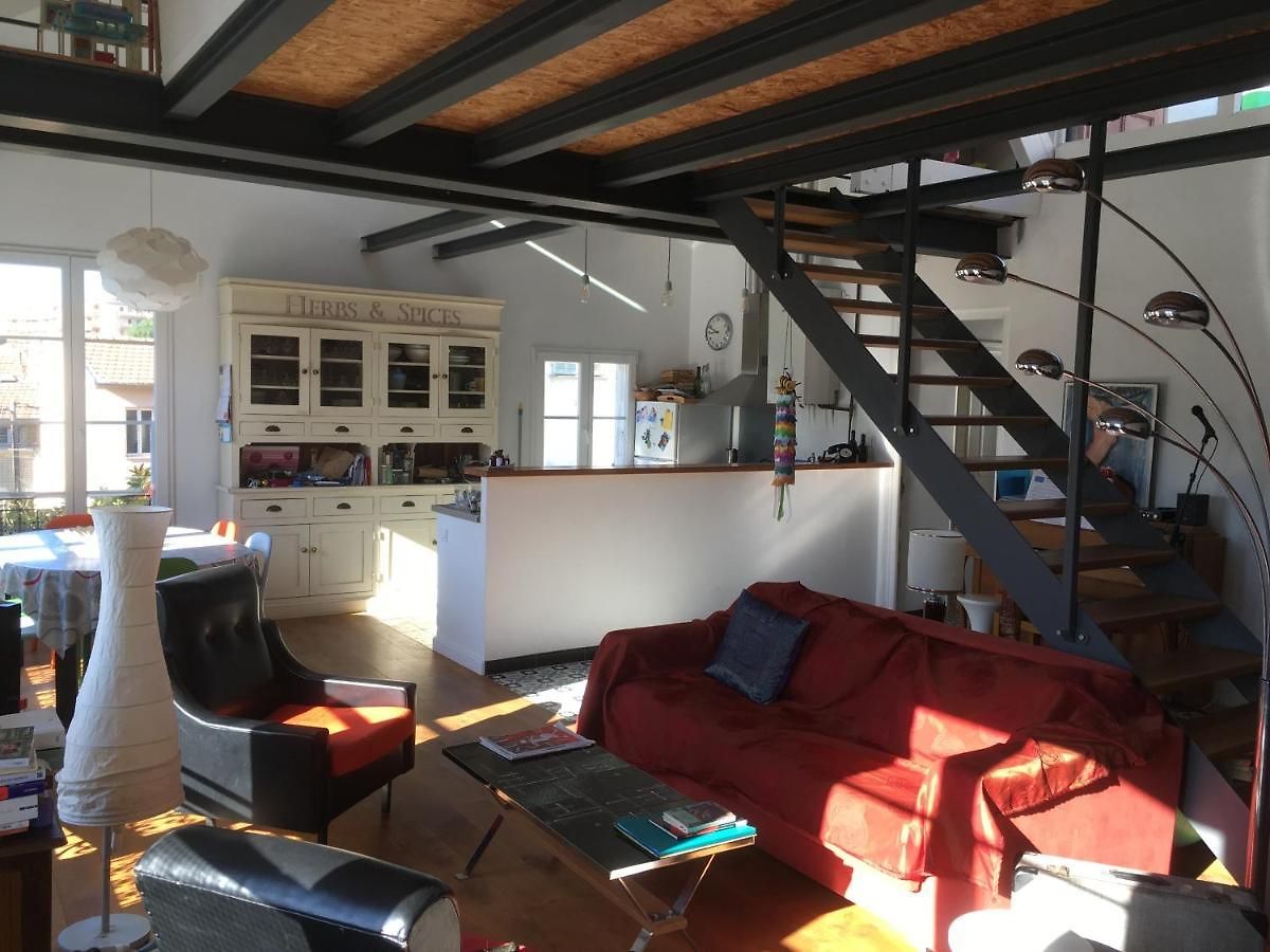 Guest house Lovely One Bedroom In Loft *