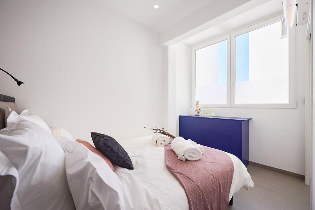 Sunlight - Sky Blue - 3 Bedroom Flat With Sea View On The Promenade Des