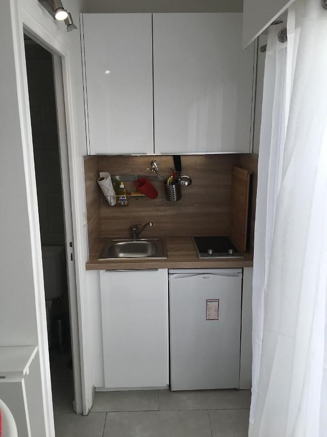 Appart hôtel Studio Carré D'or Situé à 50 M De La Plage 3*