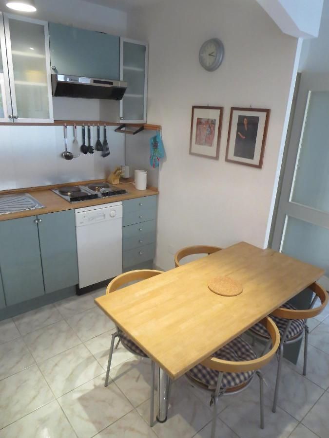 Vieux Nice, Grand 2p Sur Jardins, Parking, Calme, Soleil *