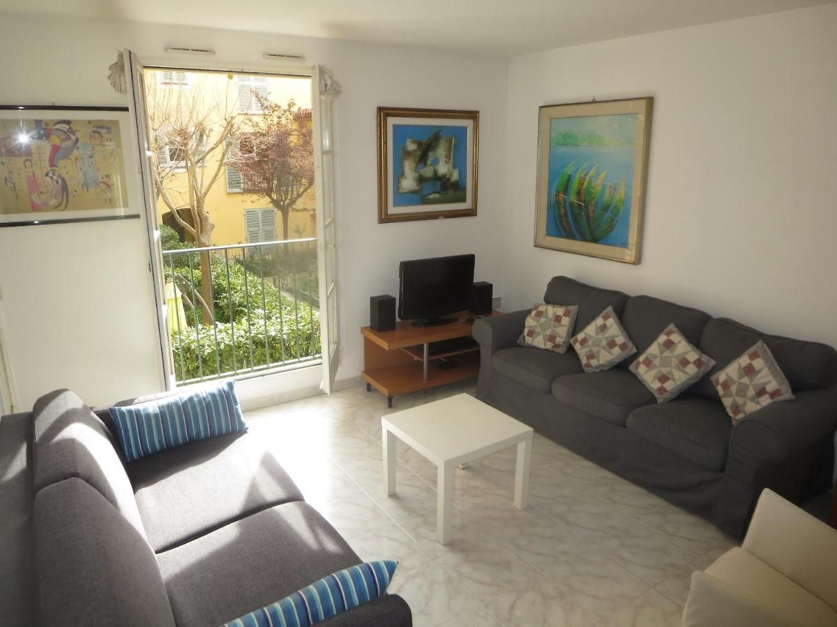 Apartment Vieux Nice, Grand 2p Sur Jardins, Parking, Calme, Soleil Nice