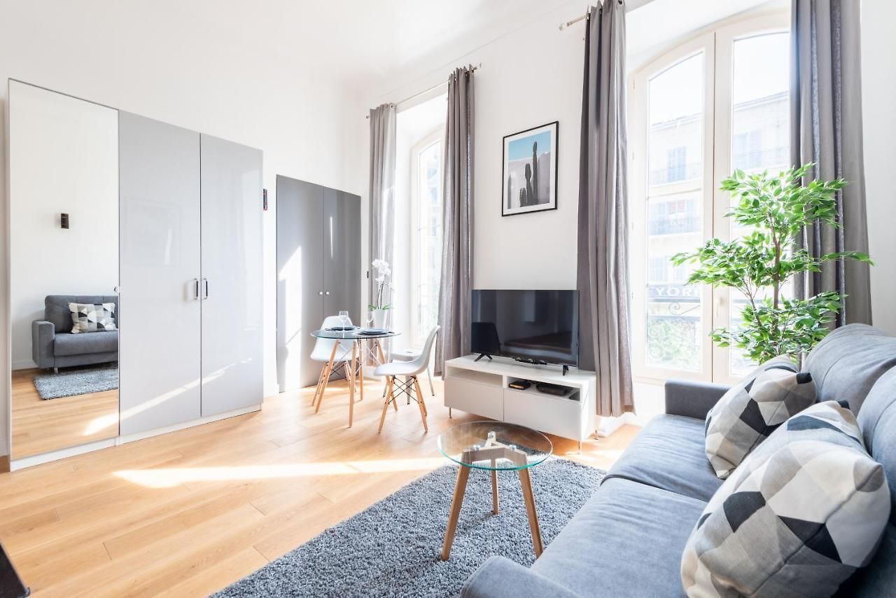 35 Medecin Apt3 - Hyper Centre - Mezzanine Modern Apartment