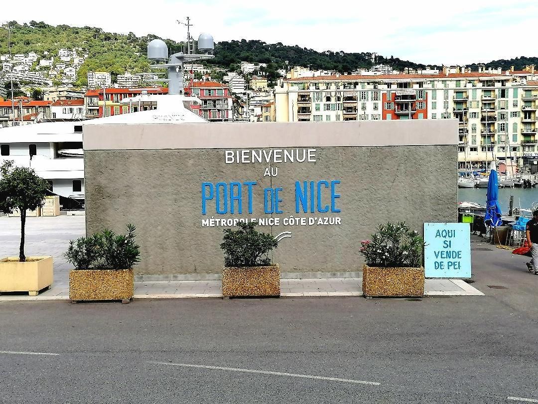Appartement Atypique Studio Port De Nice
