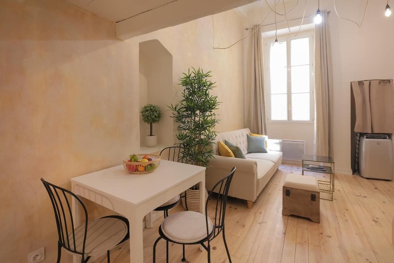 Climatisé - Vieux Appartement Nice