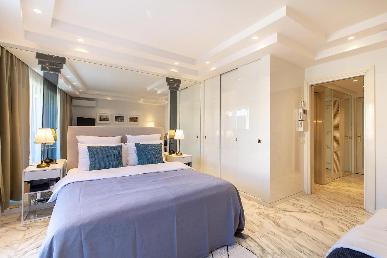 Royal Promenade Pool Terrace Sea View Air Conditioning Apartment Nice