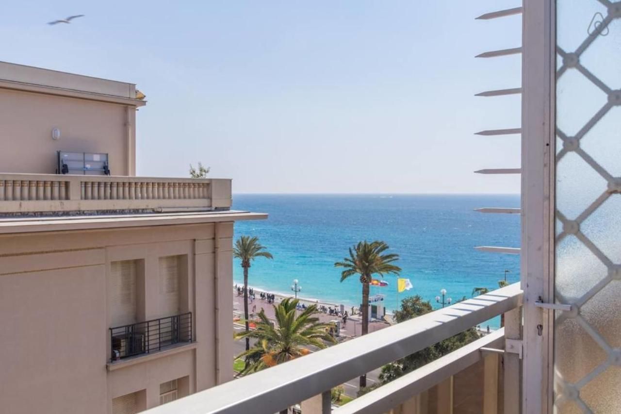 Royal Promenade Pool Terrace Sea View Air Conditioning Apartment *