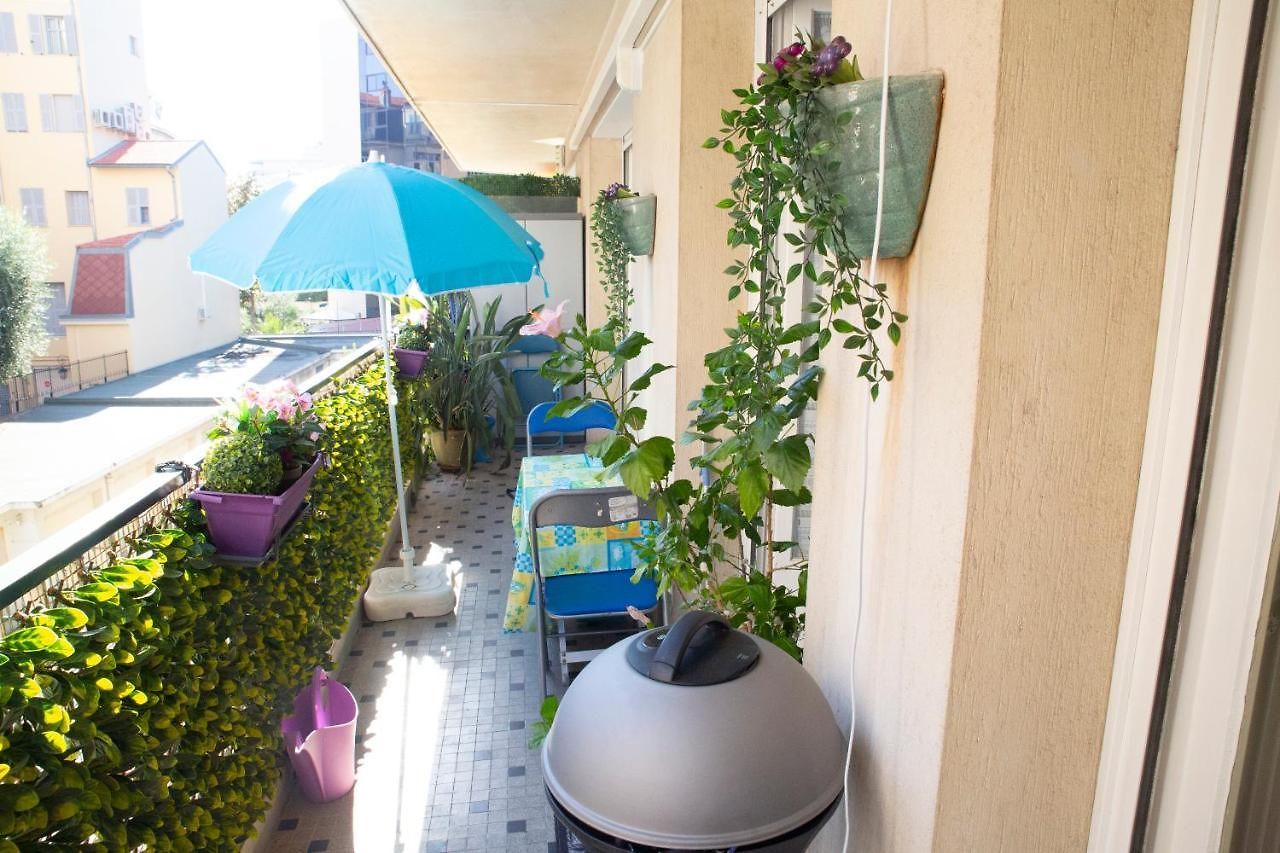 Chill Out Apartment, 2 Mins From Appartement Nice