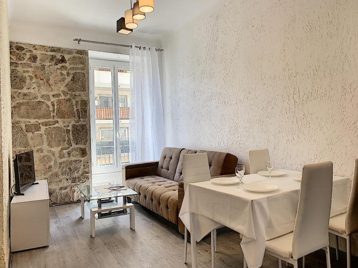 Appartement 2-bedrooms аpartment Port With Parking Nice