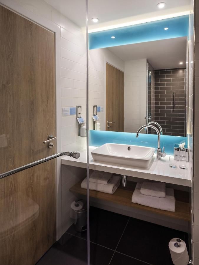 Express - - Grand Arenas By Ihg 3*