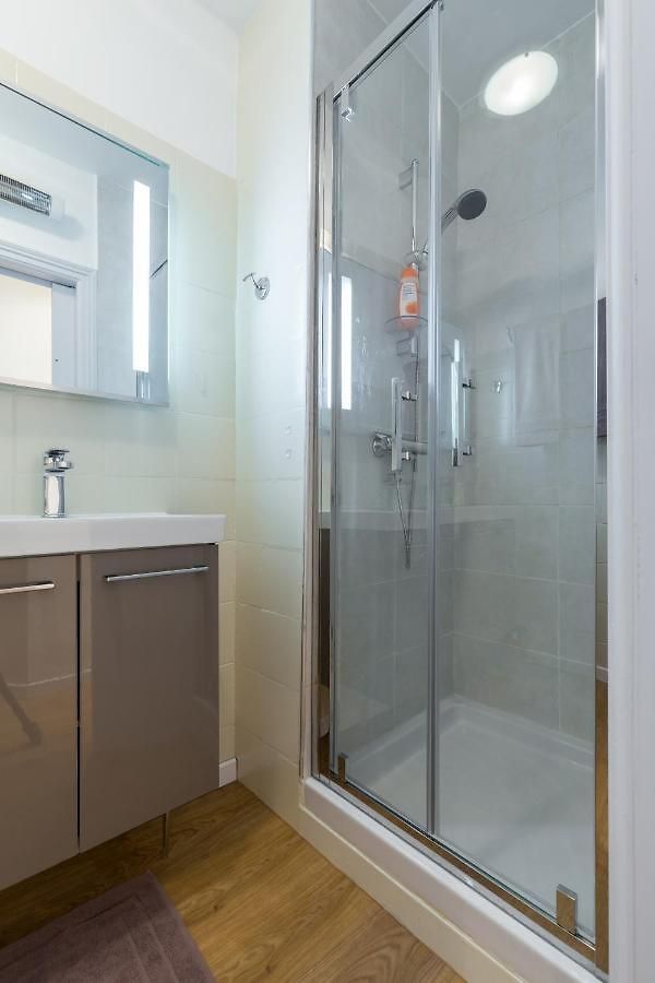 Appartement Large One Bedroom Flat In The Old Town *