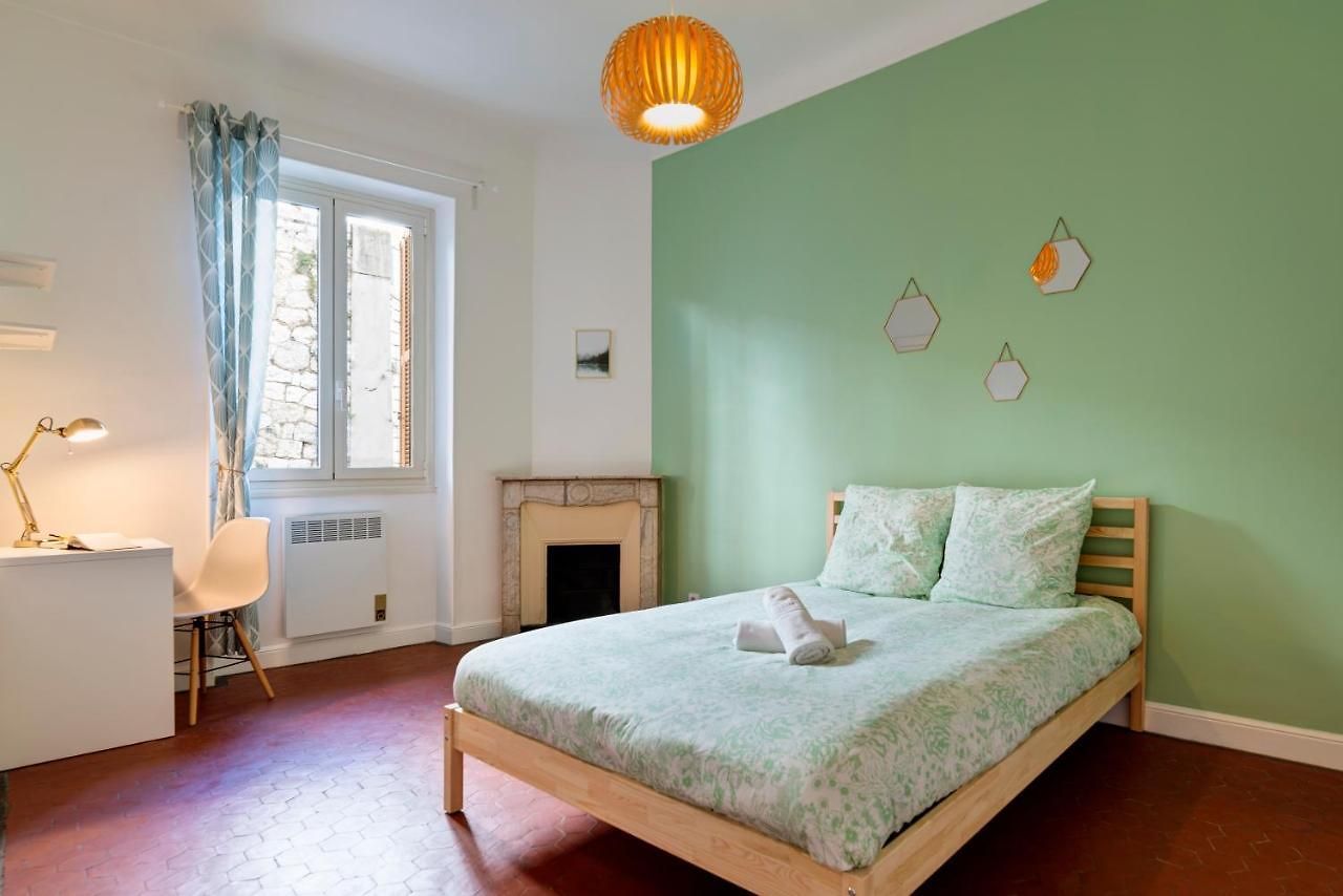 Cosy And Trendy 3 Bedrooms, Train By Nicesitter *