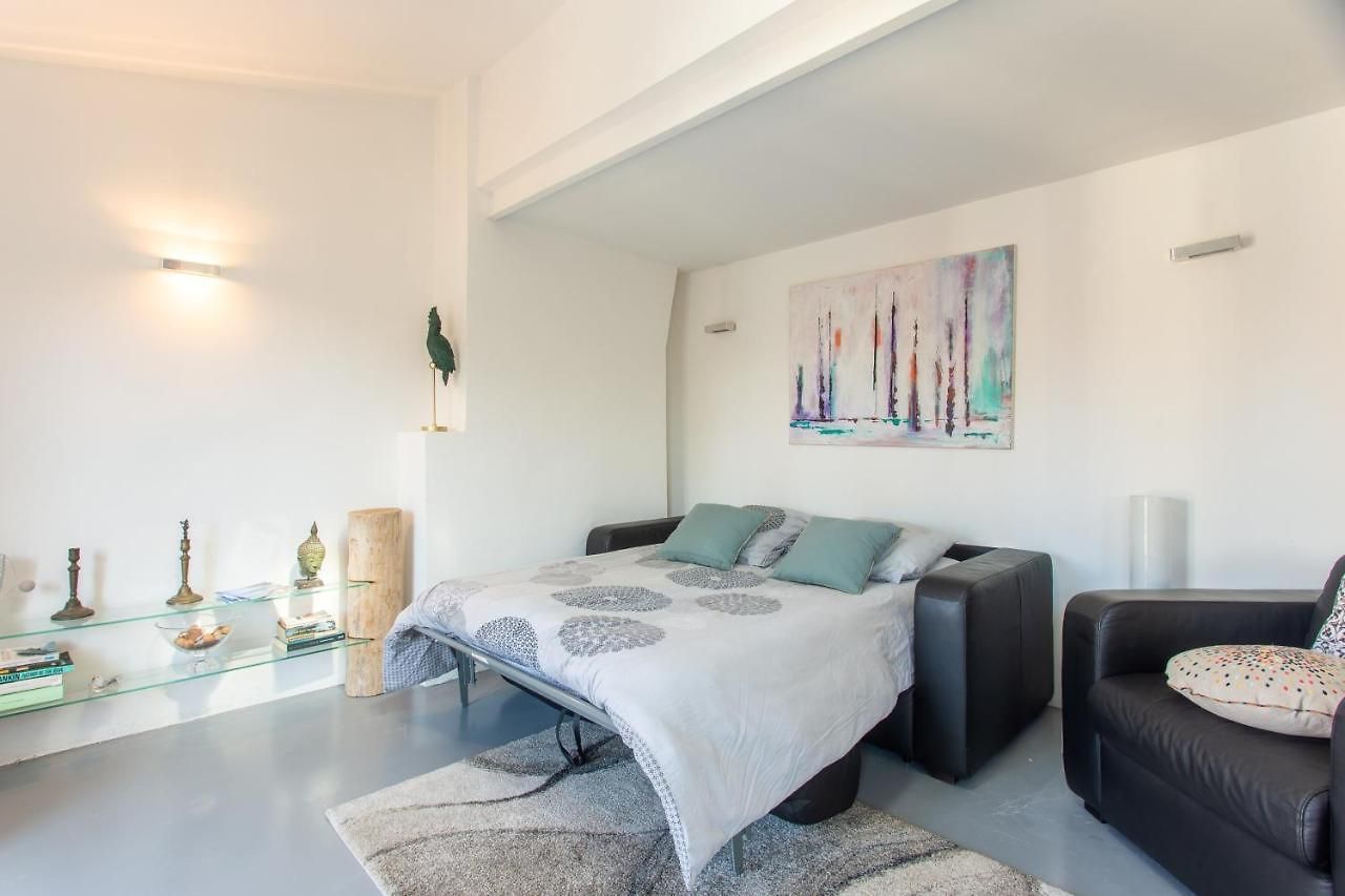 Ross 5- F2, Lumineux, Balcon, Loft, Clim, Vieux-nice Nice