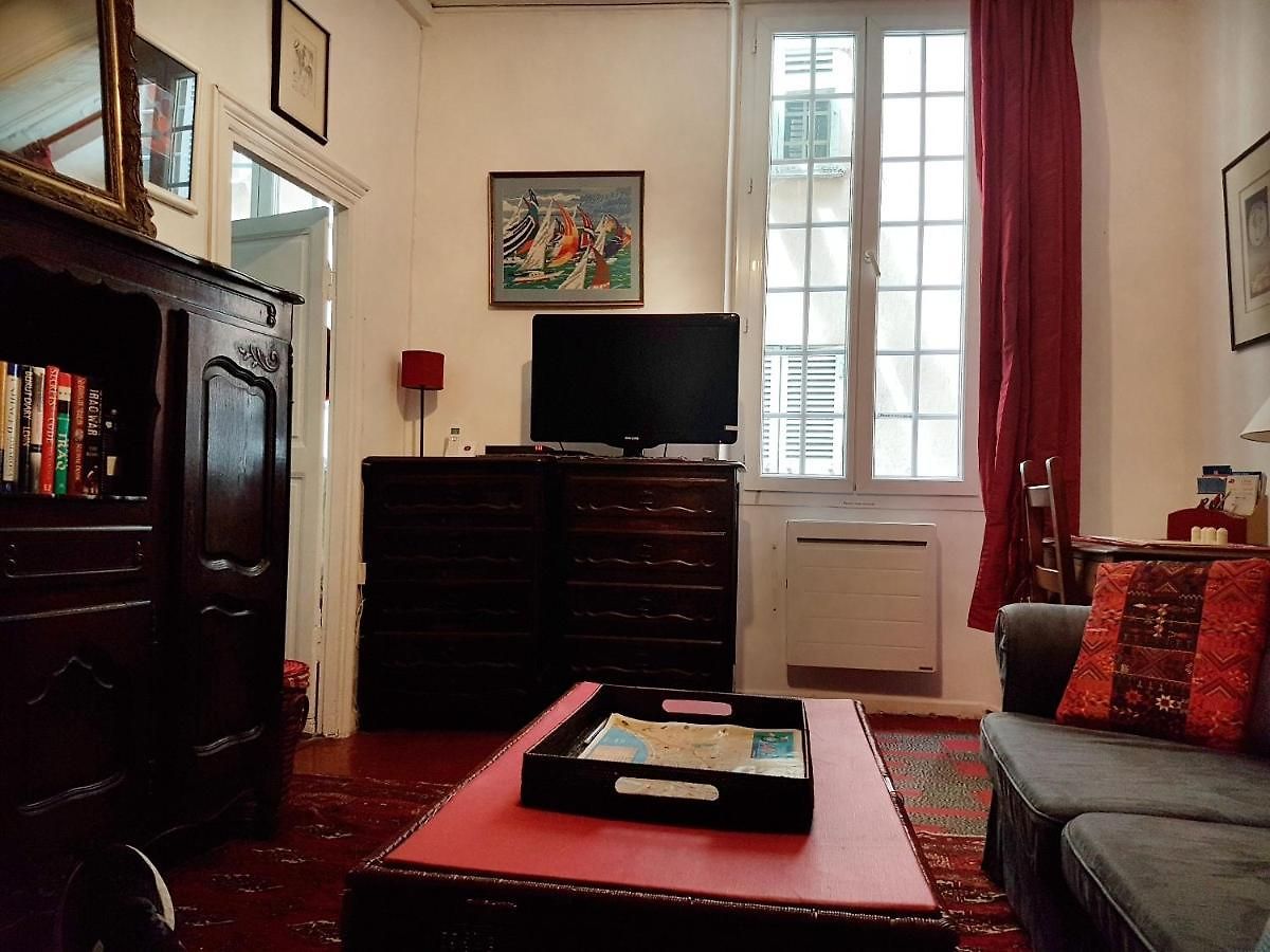 Family 2br Old Town Near Ac Appartement
