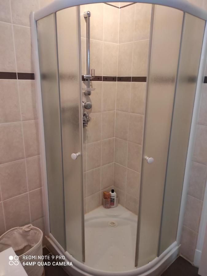 Quiet Floor 2 Bedroom Flat Near Port With Lift Balcony Ac And Fast Wifi
