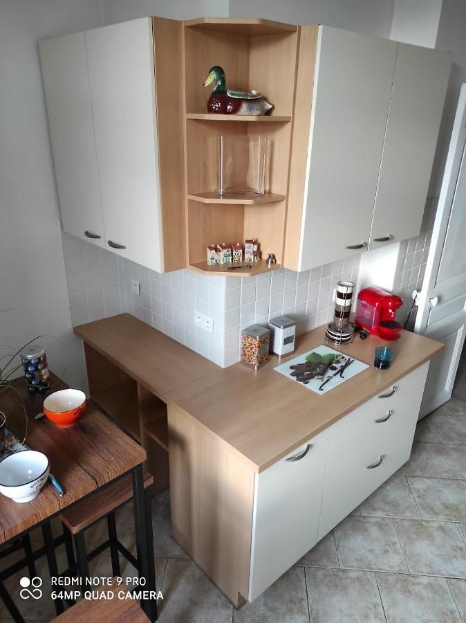 Quiet Floor 2 Bedroom Flat Near Port With Lift Balcony Ac And Fast Wifi Nice