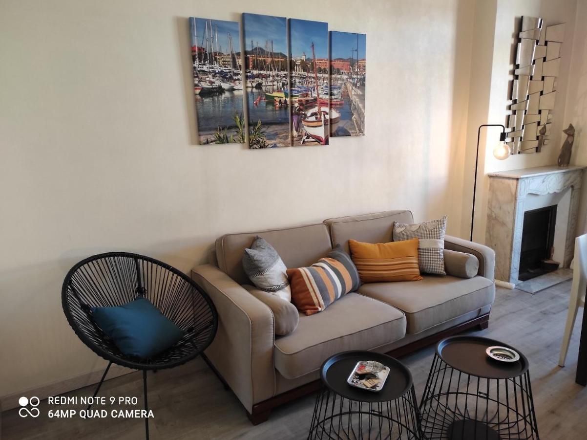 Quiet Floor 2 Bedroom Flat Near Port With Lift Balcony Ac And Fast Wifi Appartement *