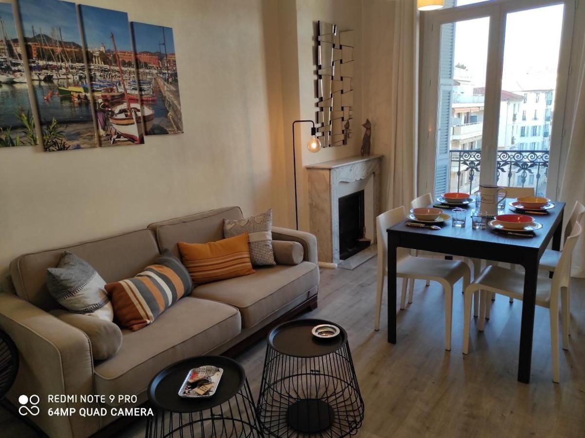 Quiet Floor 2 Bedroom Flat Near Port With Lift Balcony Ac And Fast Wifi Nice
