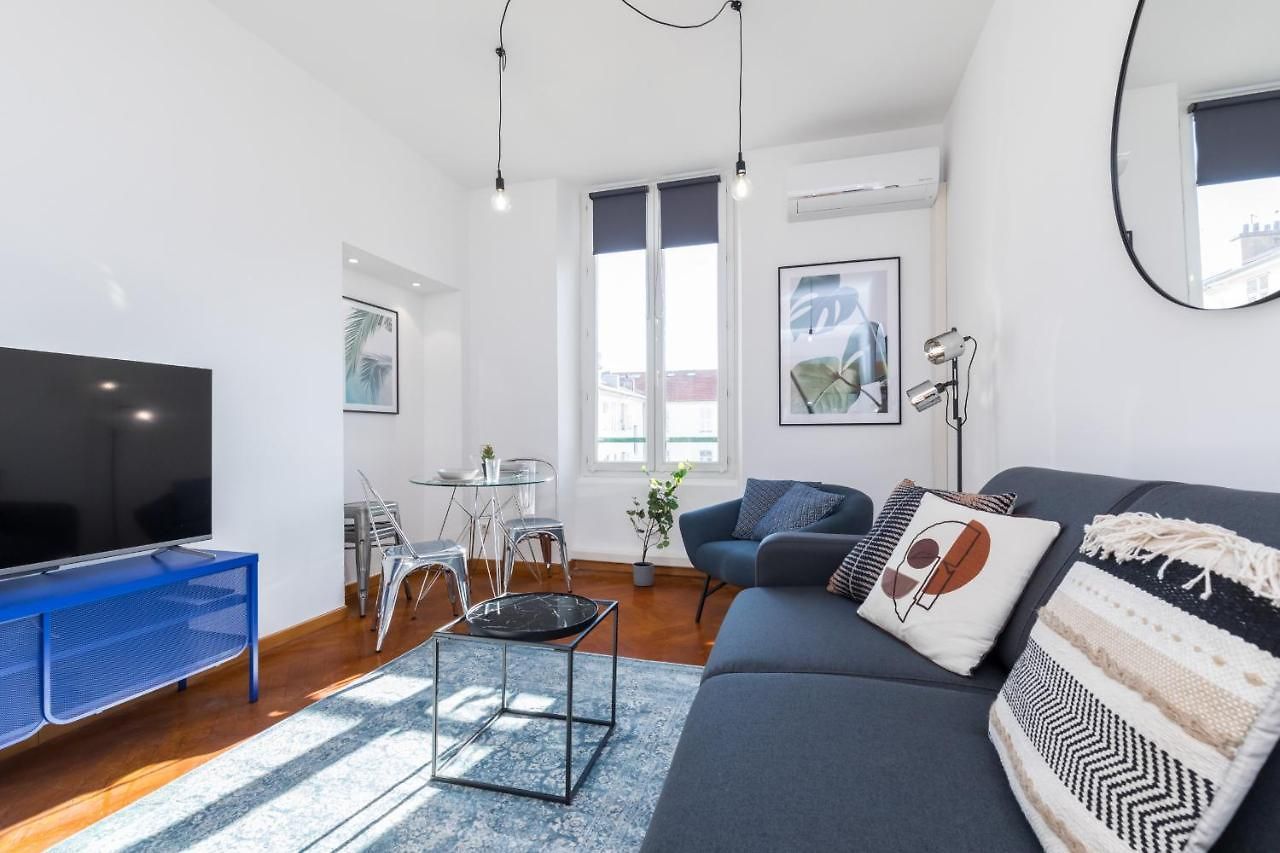 7 Medecin - Place Massena - 2p - Lumineux - Climatise