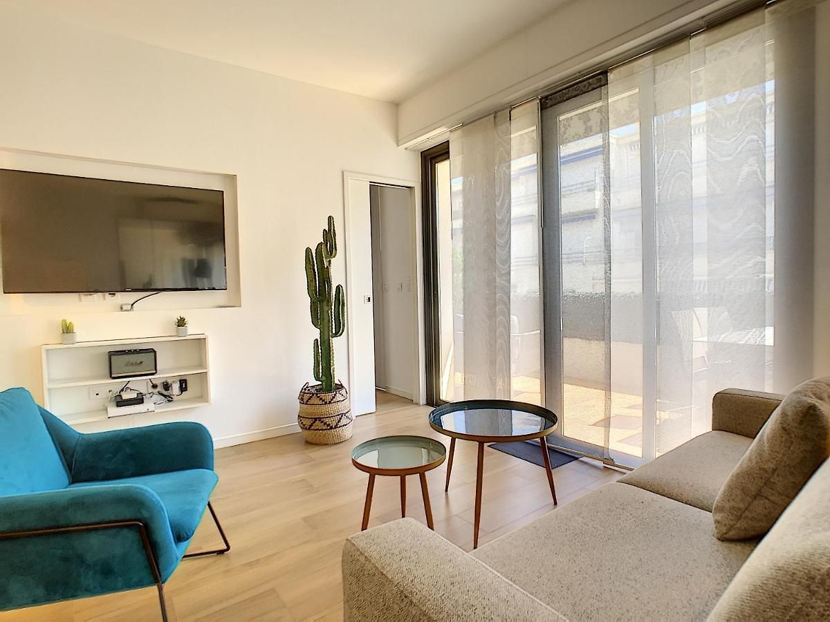 Nestor&jeeves - Reine Marie Terrasse - - Very Close Sea - Floor Apartment