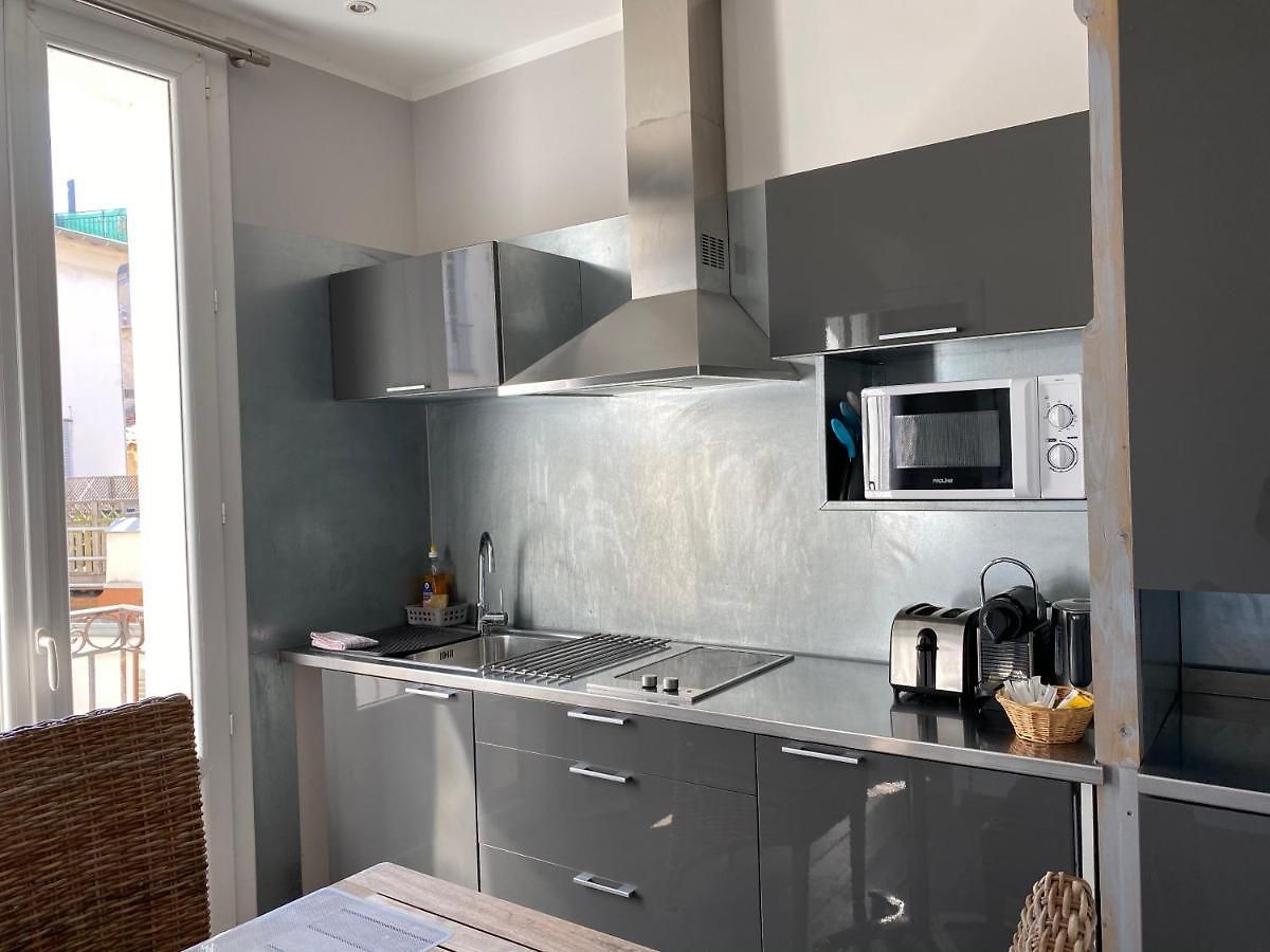 Apartment Interieurs-cour Nice