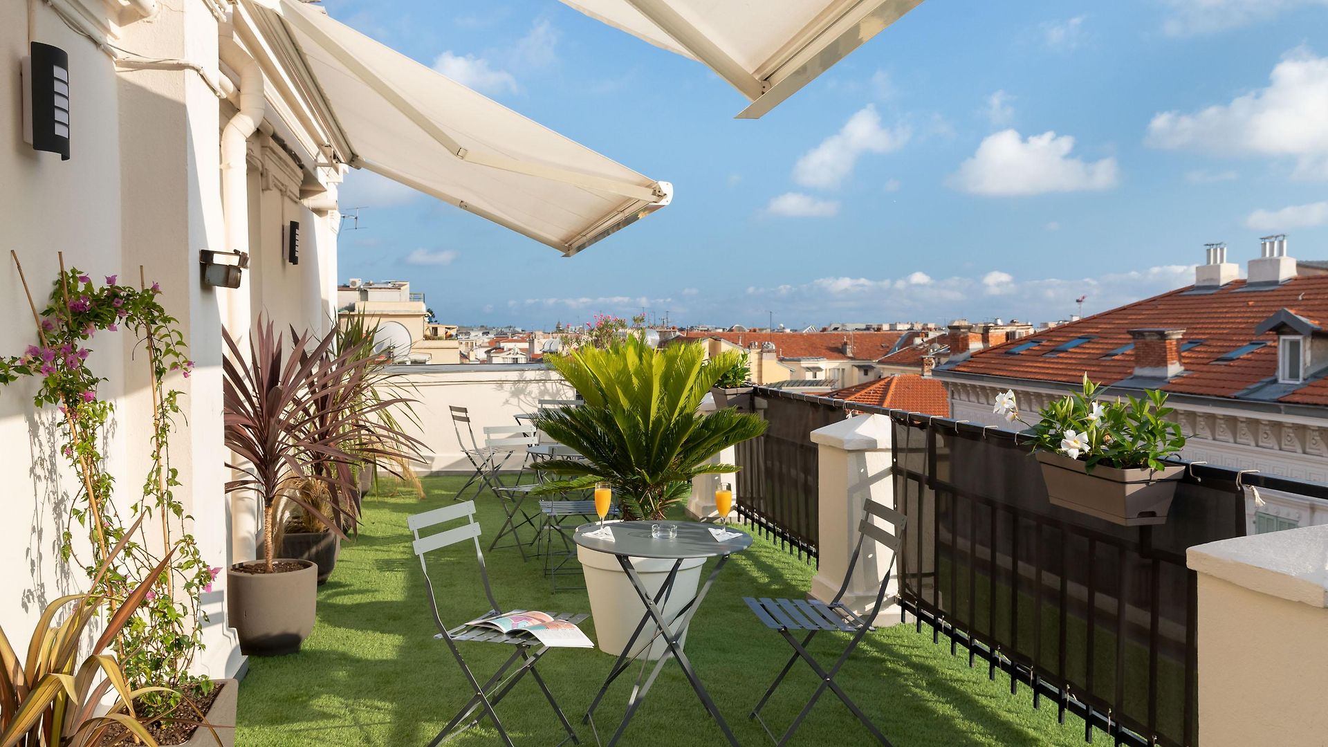 Byakko Hotel 3*