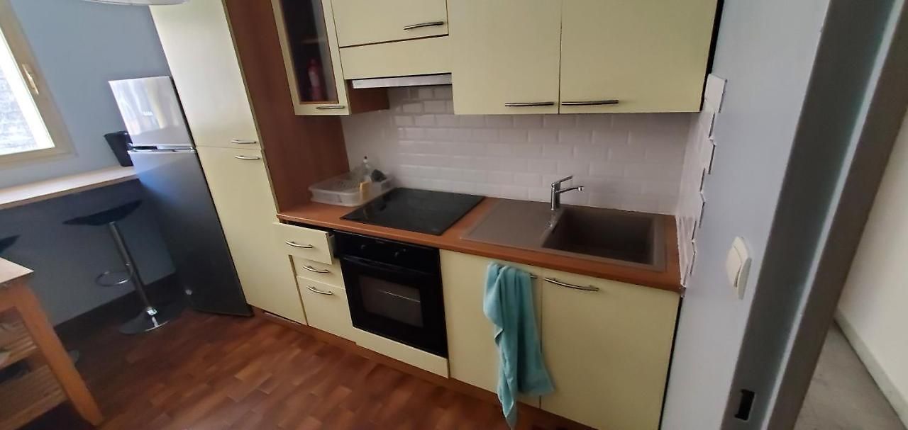 3 Pieces Sonice Au Centre De Apartment
