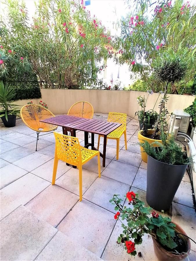 Neuf 25 M2, Terrasse 35 M2 Proche Port Nice, Centre Apartment Nice