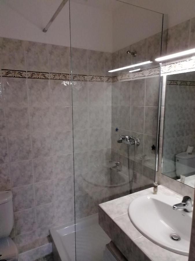 Apartment Neuf 25 M2, Terrasse 35 M2 Proche Port Nice, Centre Nice
