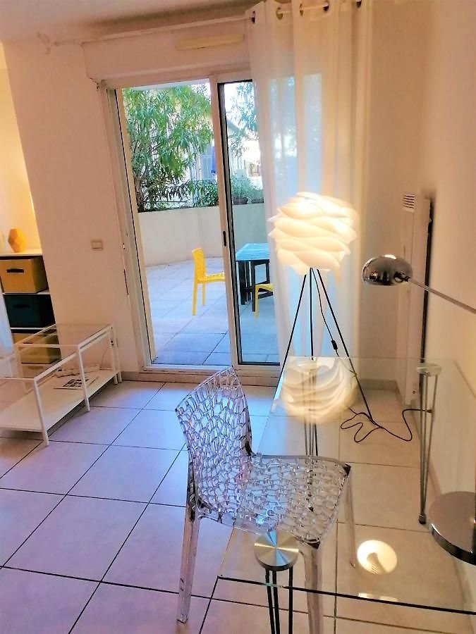 Apartment Neuf 25 M2, Terrasse 35 M2 Proche Port Nice, Centre Nice