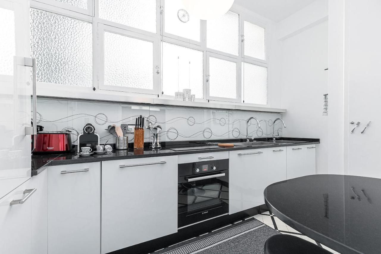 Promenade - Stunning Sea View Apartment Nice
