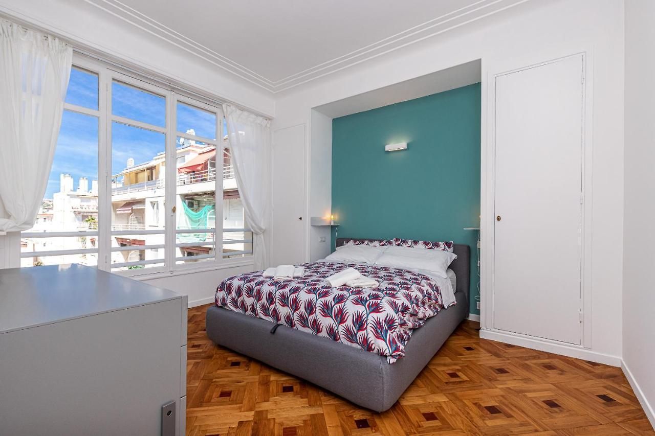 Promenade - Stunning Sea View Apartment