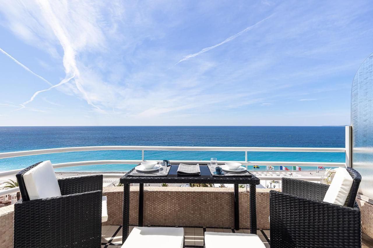 Promenade - Stunning Sea View