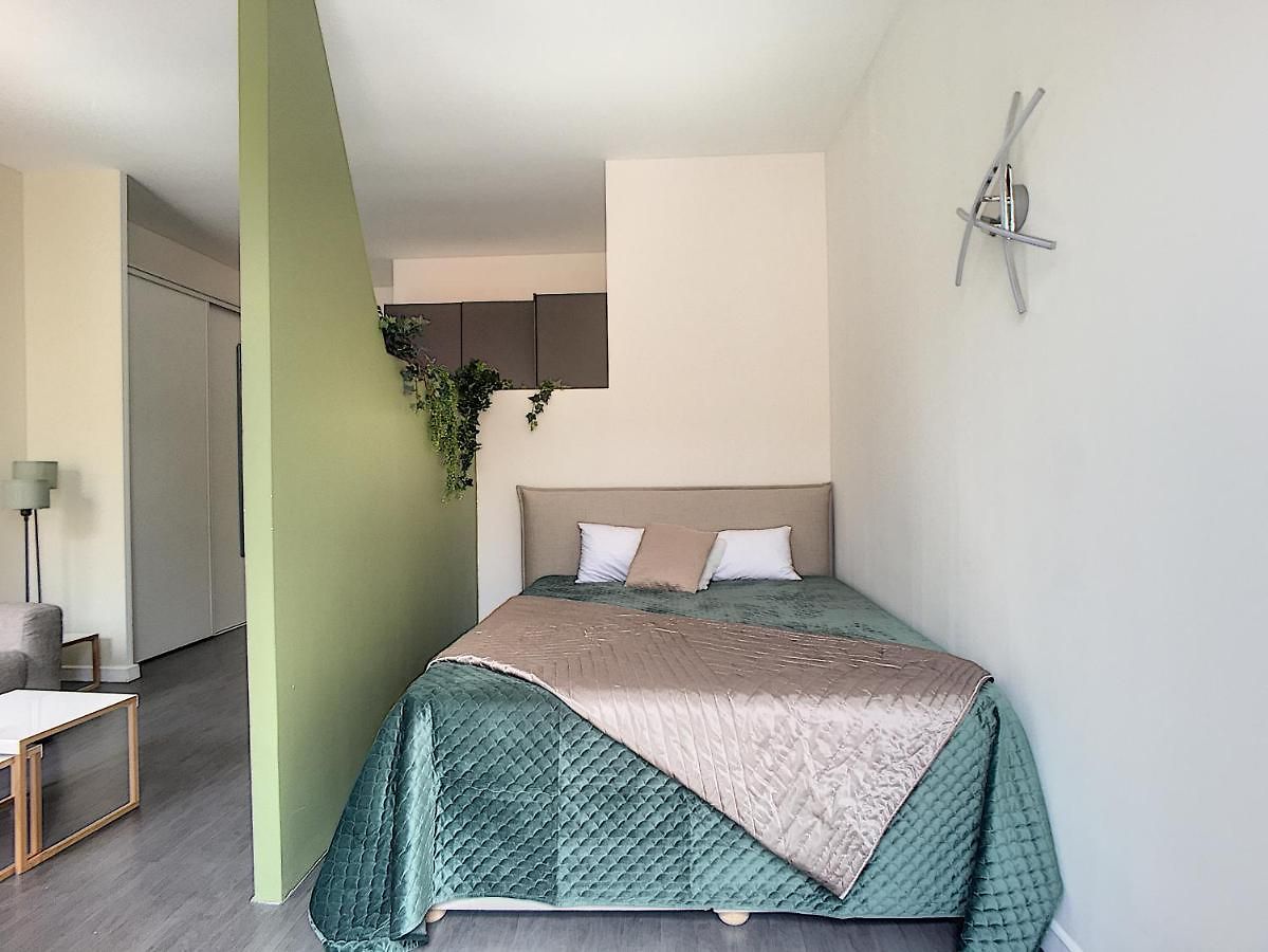 Palais Gioffredo Place Massena Appartement *