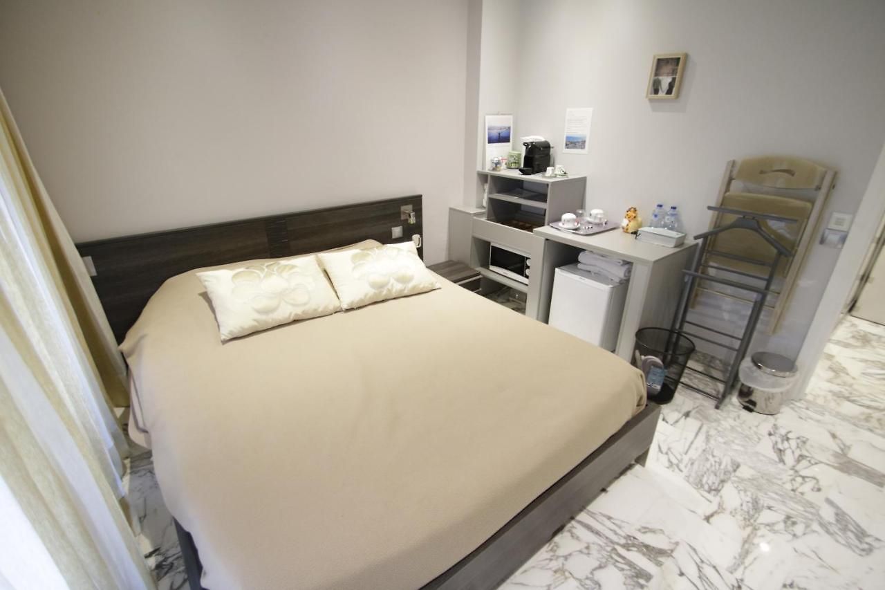 Couette-café Le France Centre 5*