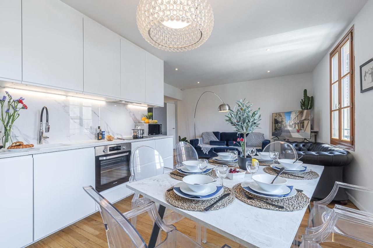 Appartement Feel - Alphonse Karr *