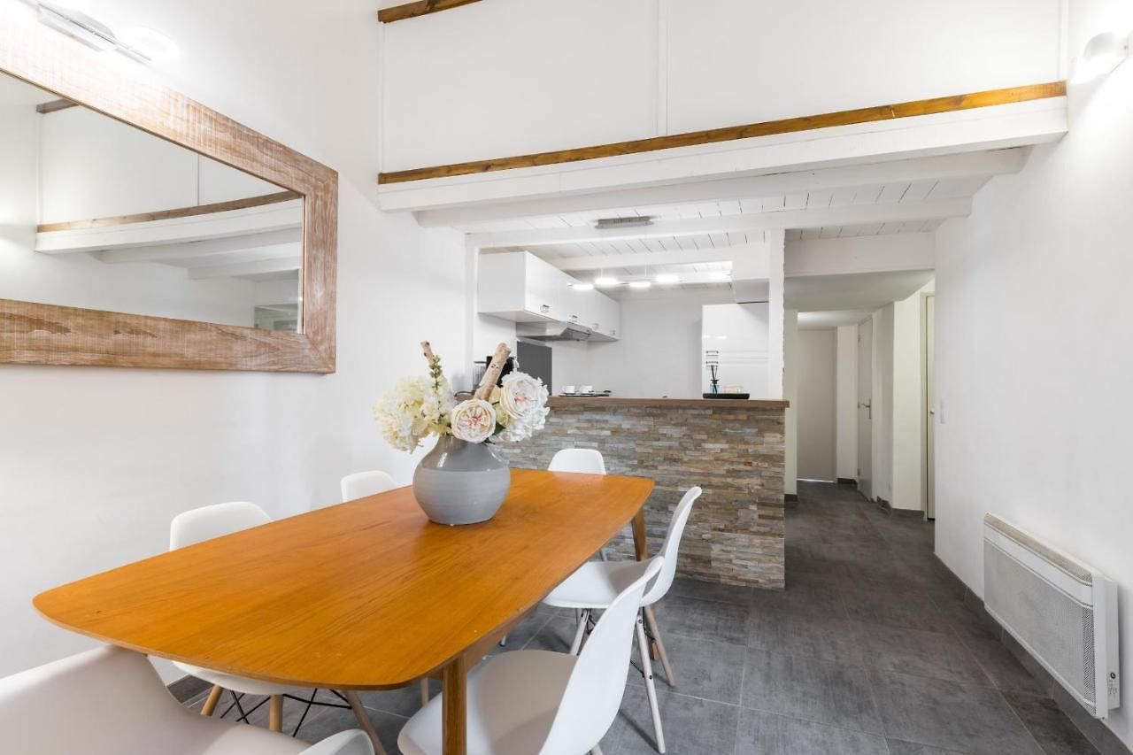 Duplex In Rue De La Préfecture Old Town 2 Bdrs Nice
