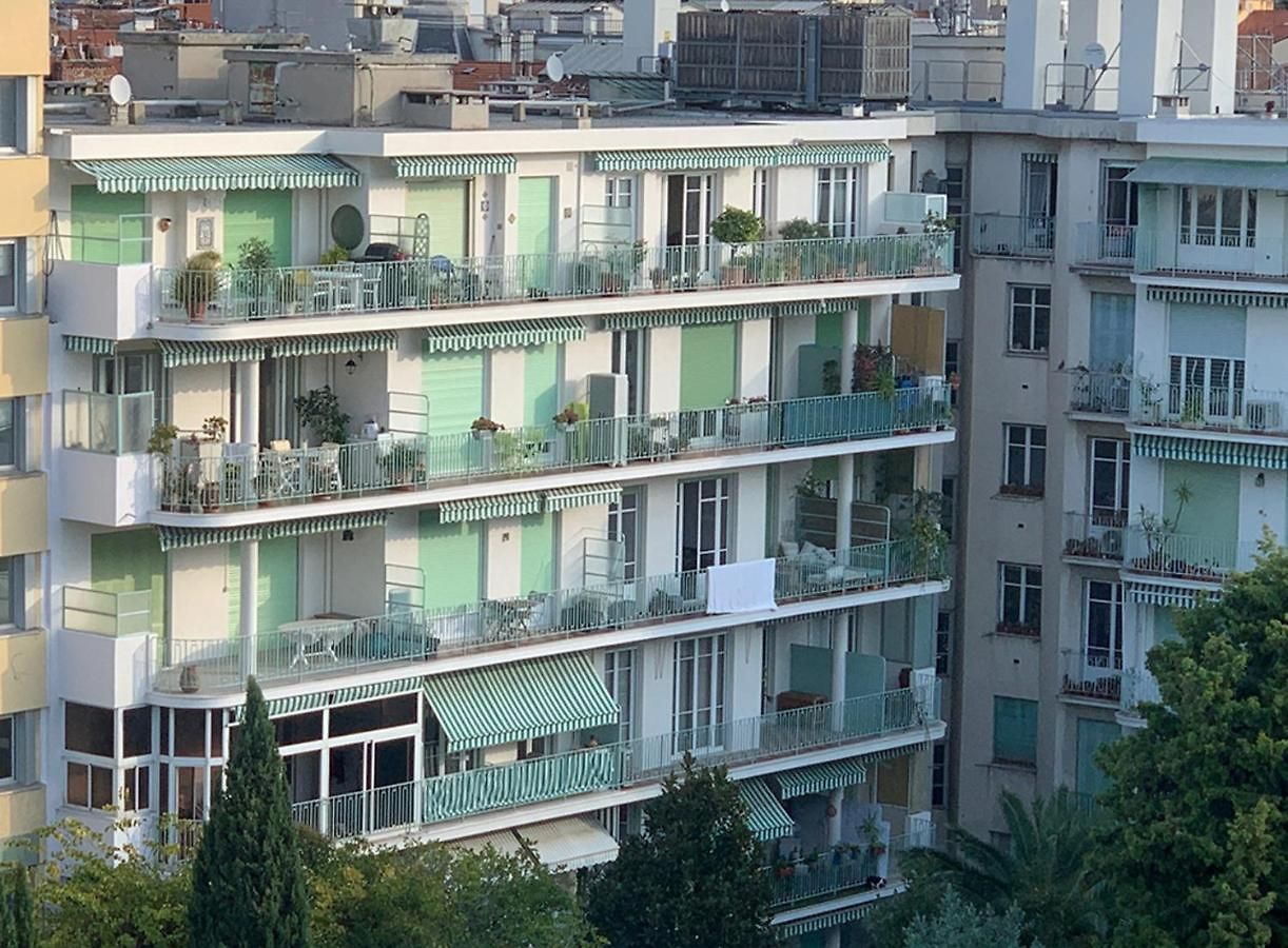 Centre, Deux Pièces, Calme, Terrasse Plein Sud Appartement Nice