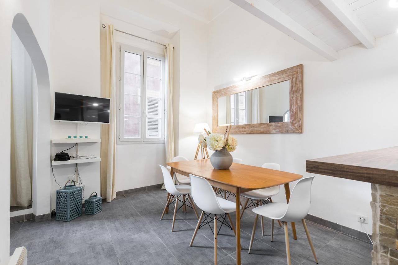Duplex In Rue De La Préfecture Old Town 2 Bdrs * Nice
