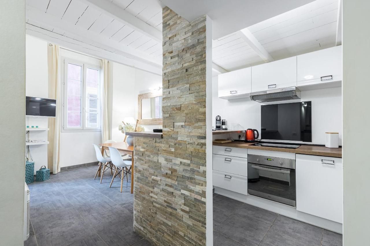 Duplex In Rue De La Préfecture Old Town 2 Bdrs