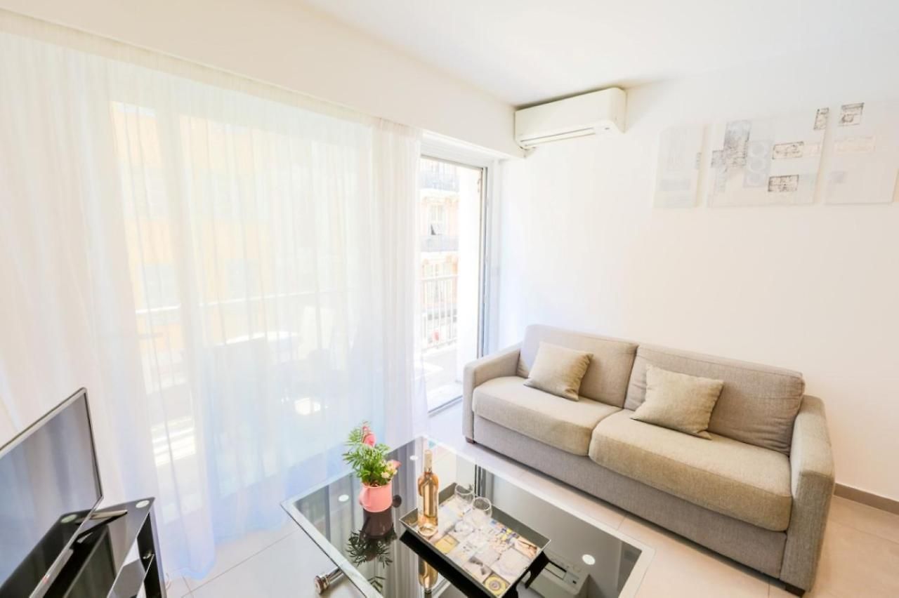 Suede Ap4207 By Riviera Homes Appartement Nice