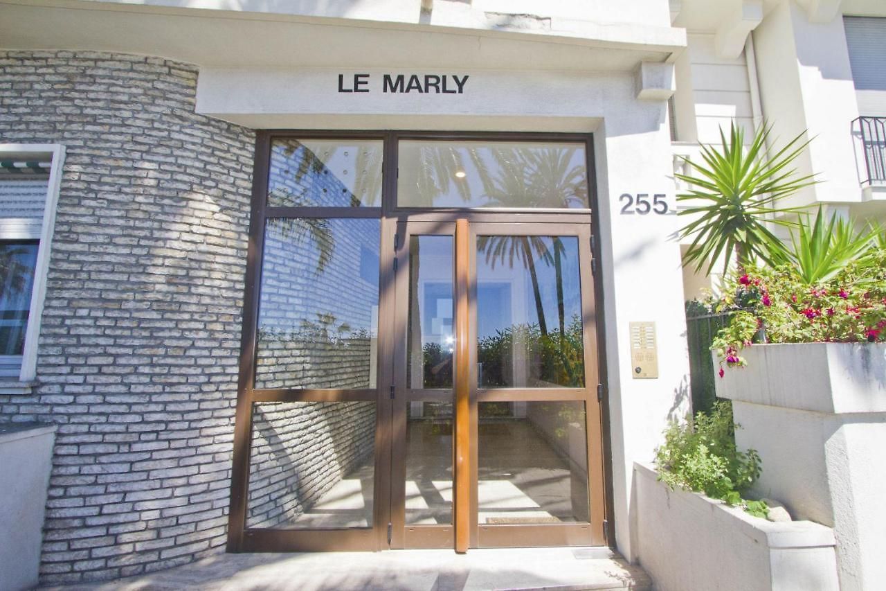 Marly Sea Front Promenade