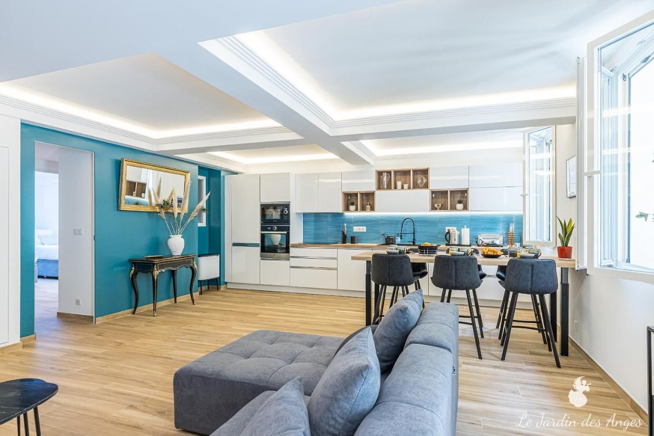 Luxury 3 Bdr Garden & Parking - Angels' Garden Apartment