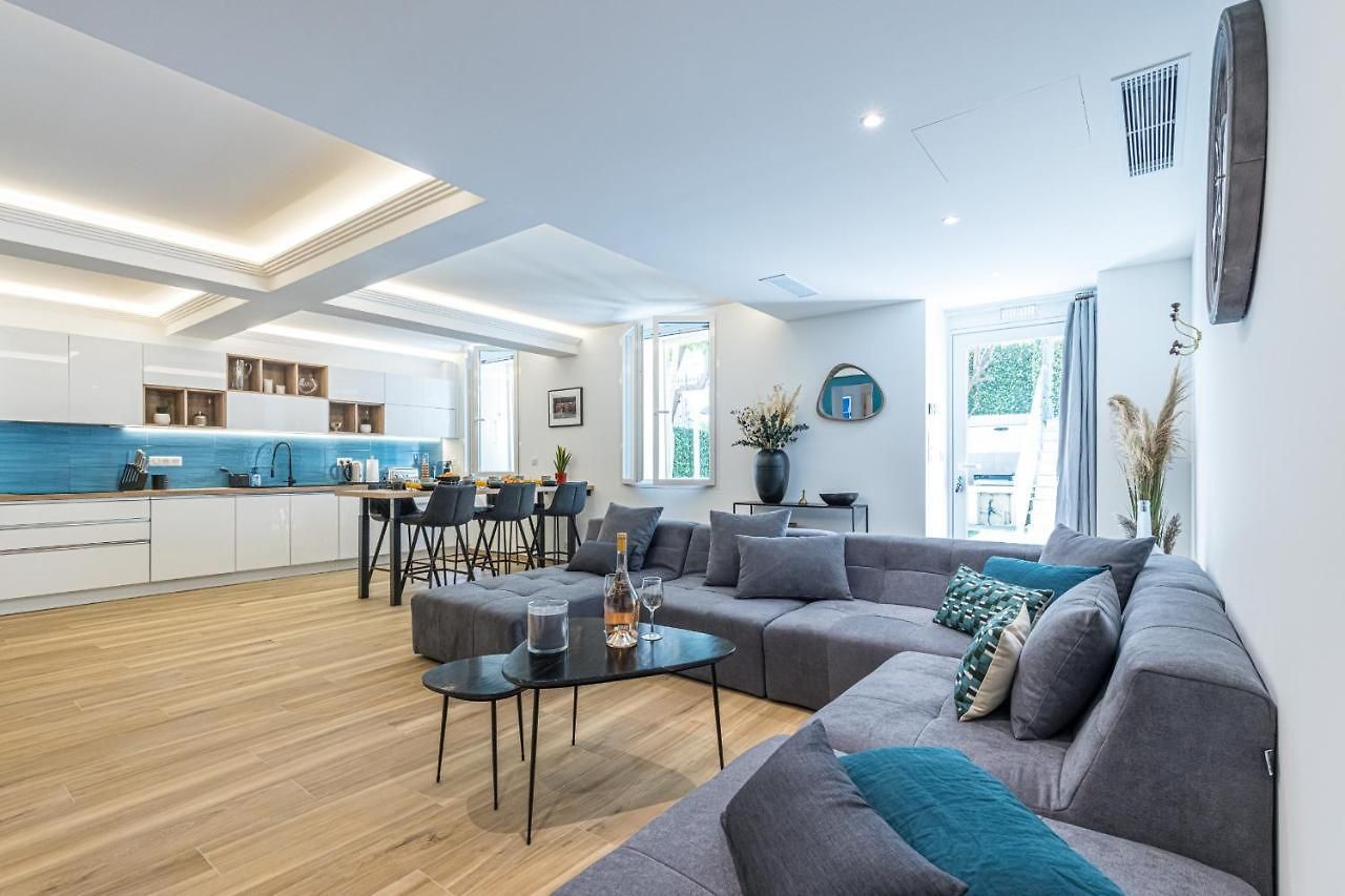 Apartment Luxury 3 Bdr Garden & Parking - Angels' Garden