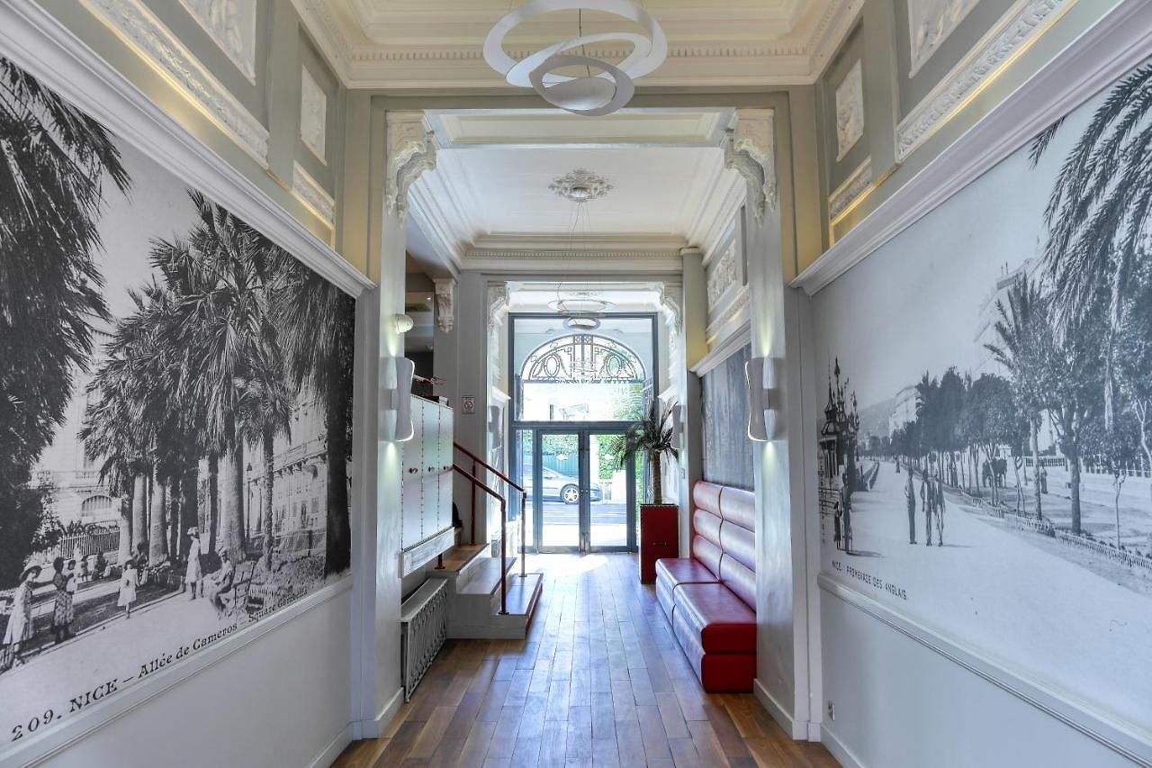 Excelsior Centre Hotel