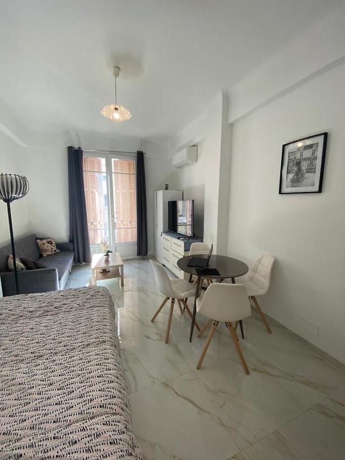 Studio, Centre Ville, Bord De Mer, Appartement