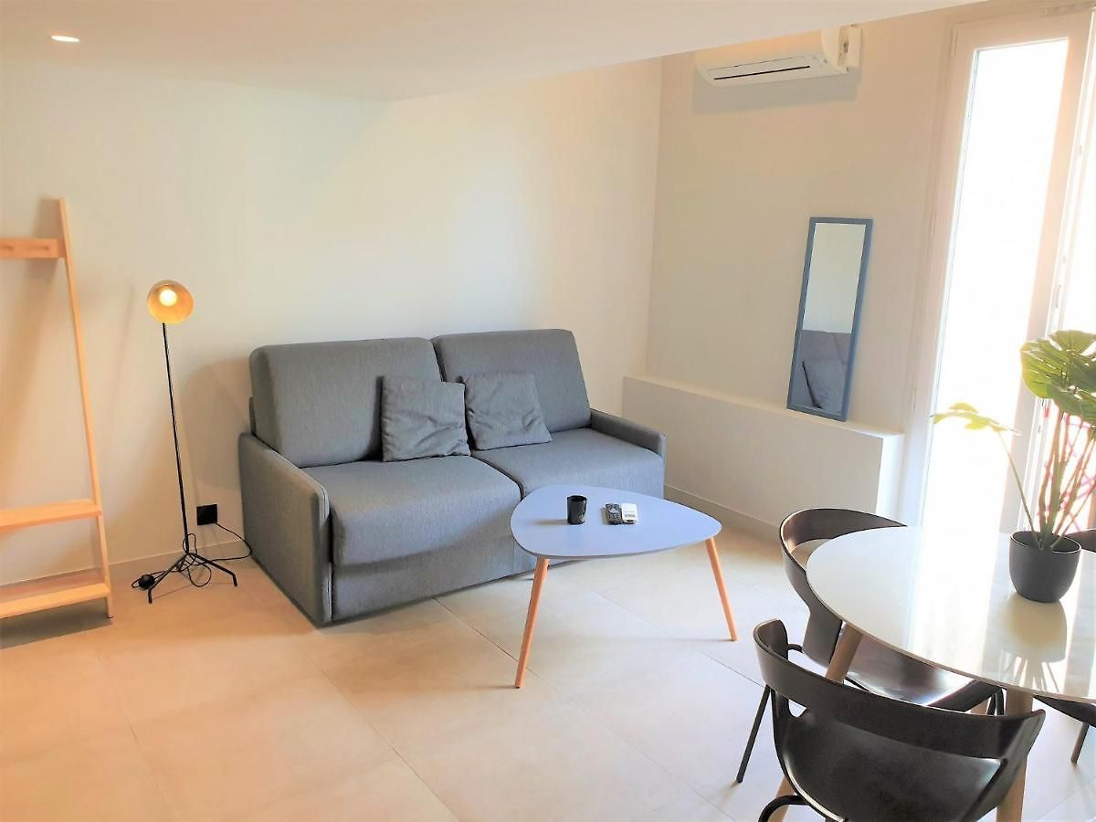 Appartement Duplex Balcon Centre 407 *