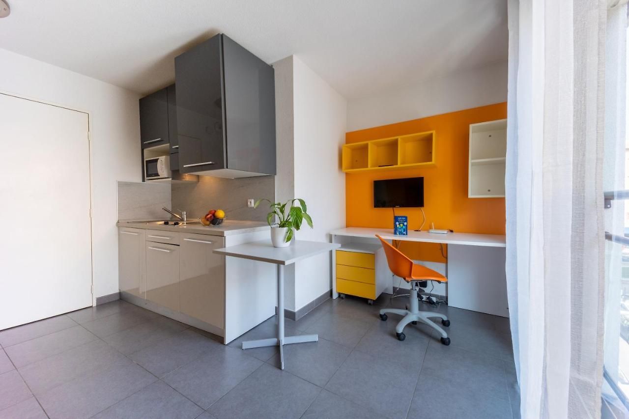 Le Campus Aparthotel